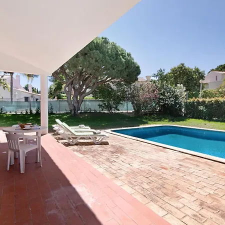 Lynn - Quadradinhos Villa