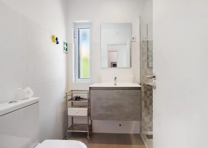 Lynn - Quadradinhos Villa