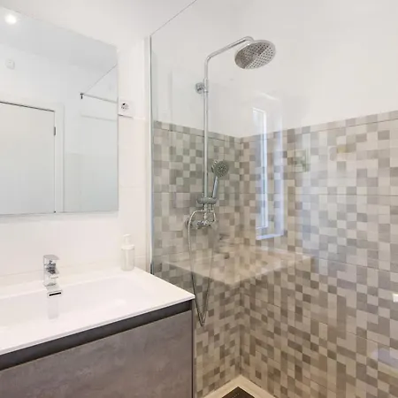 Lynn - Quadradinhos Almancil