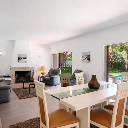 Villa Lynn - Quadradinhos Almancil