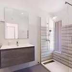 Lynn - Quadradinhos Villa *